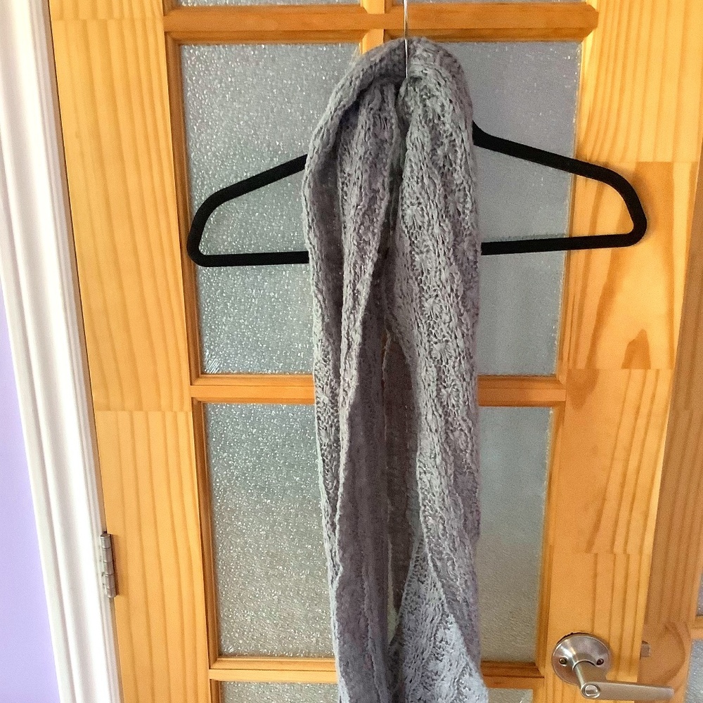 Nine West Grey Infinity scarf